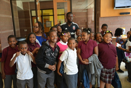 United4dc_arc_140605_062_jetbluesoar2read_medium