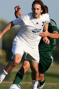 Drew Yates, via zimbio.com