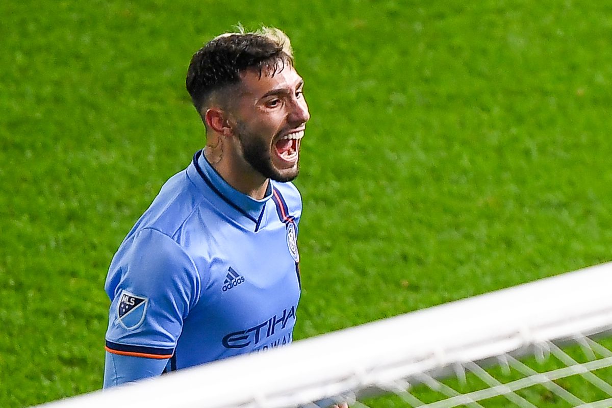 MLS: New York Red Bulls at New York City FC